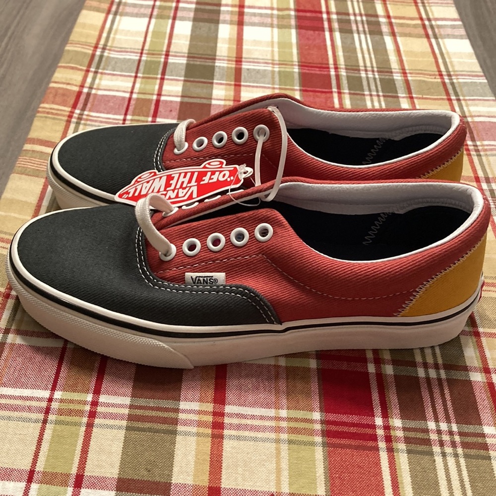 NWT Vans. Womens size 8, mens 6.5 - Picture 4 of 8